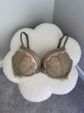 Victoria's Secret Very Sexy Push-up Bra